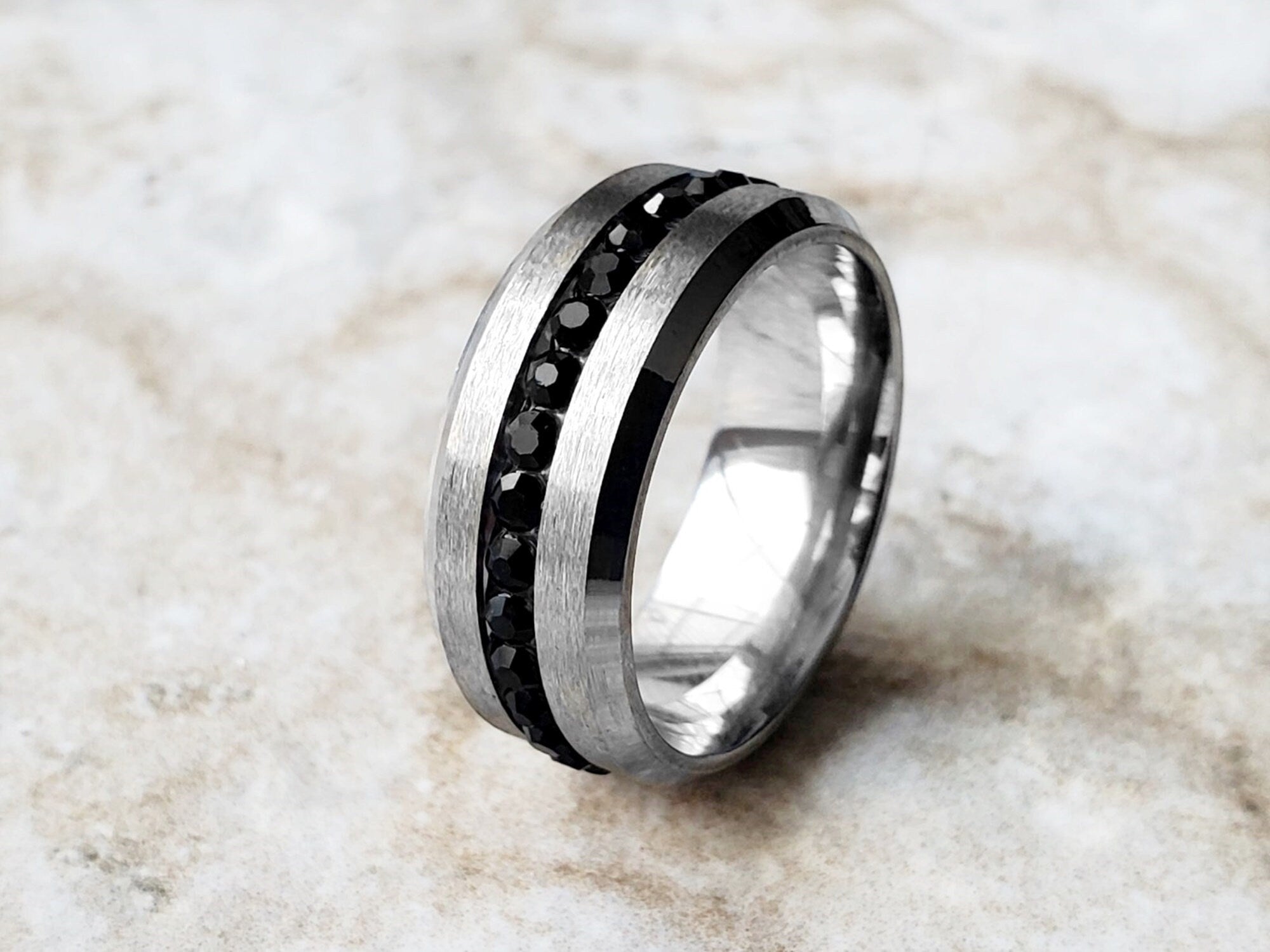 Wedding Band Ring with Black Crystals Center Unisex Fashion Jewelry for Women Men Silver Color Stainless Steel Tarnish Resistant 8mm Wide